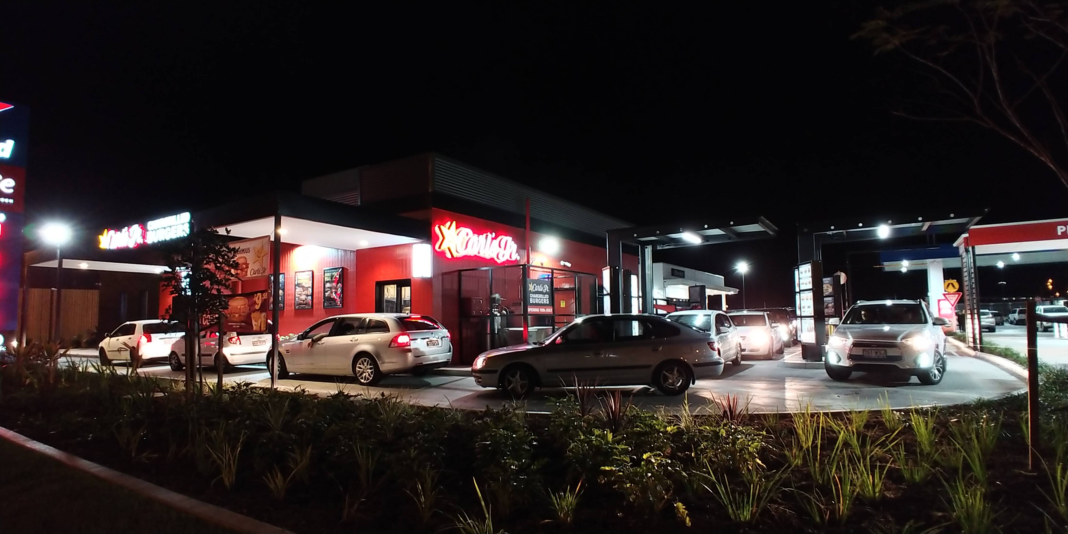 Carl's Jr Drive Thru Night